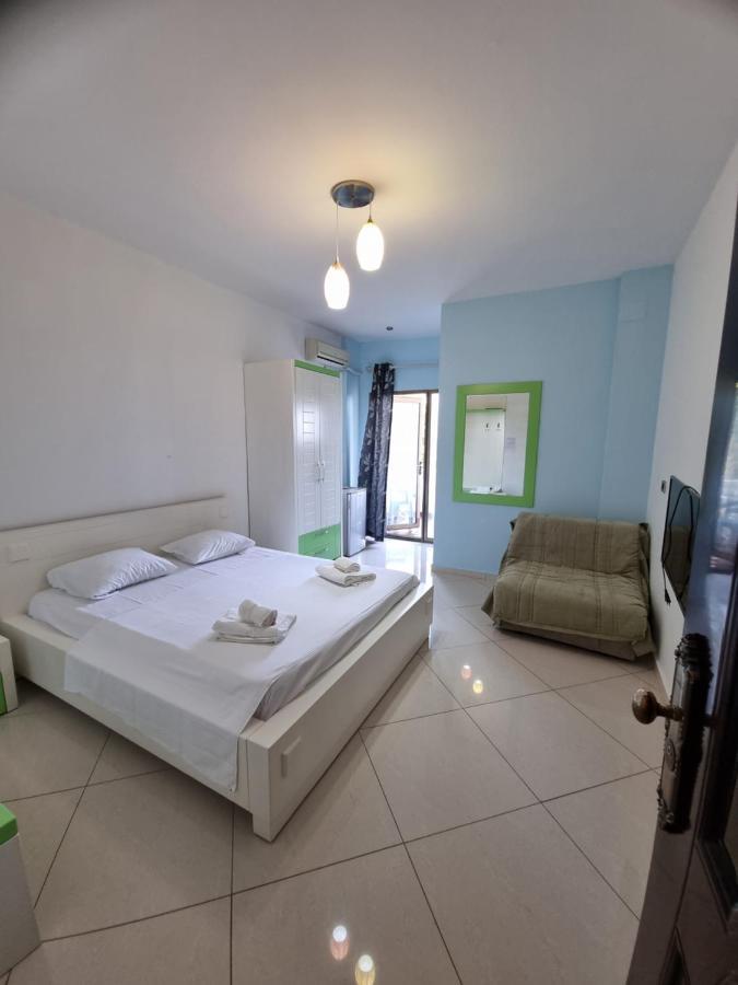 Sea View Apartments Drymades With Balcony Dhërmi エクステリア 写真