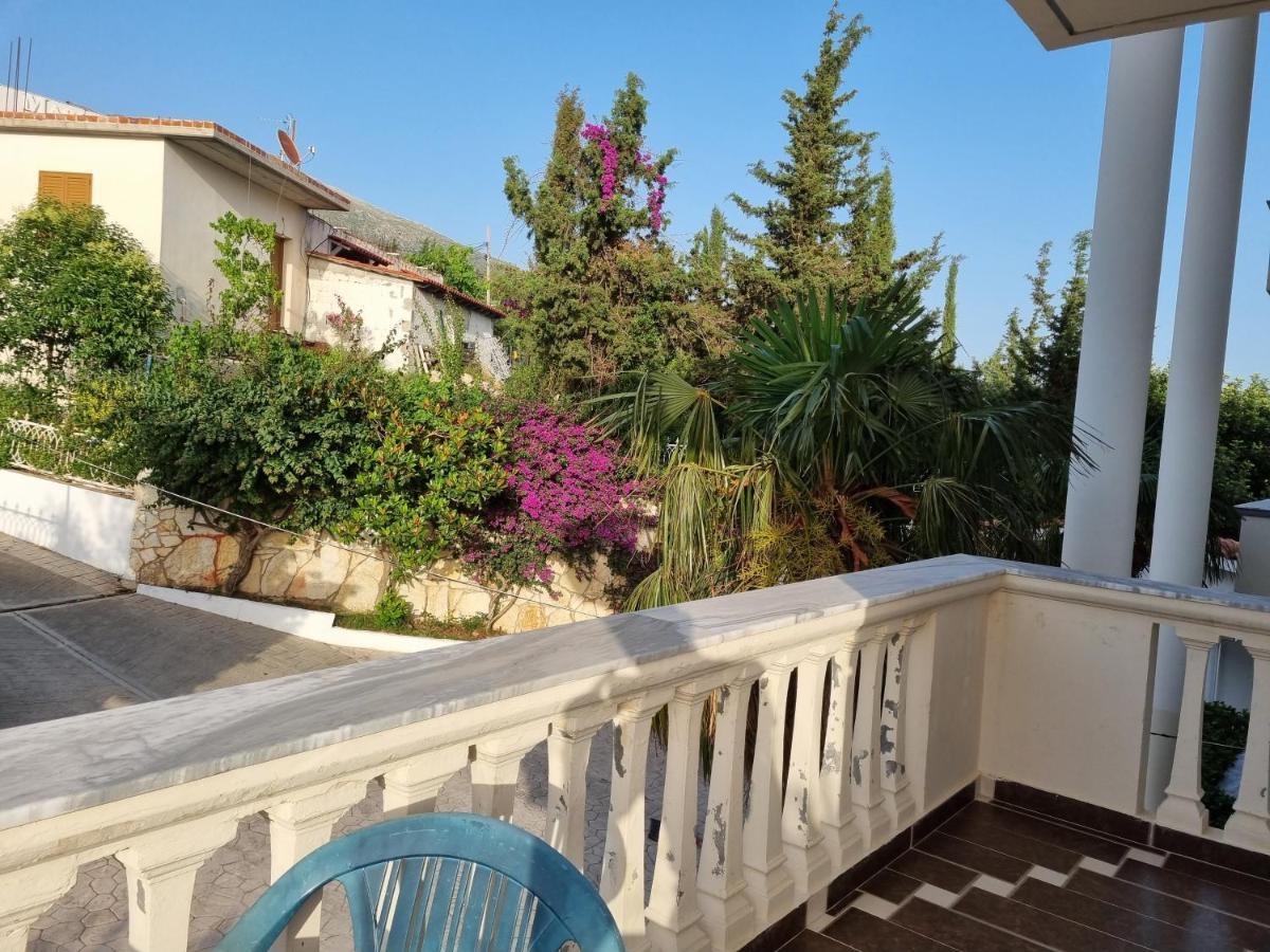 Sea View Apartments Drymades With Balcony Dhërmi エクステリア 写真